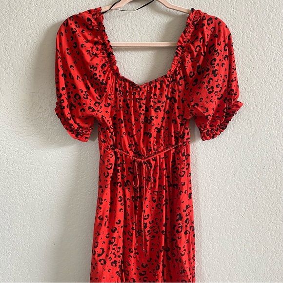 Red Leopard Bubble Sleeve Dress Size Small - Picture 6 of 6